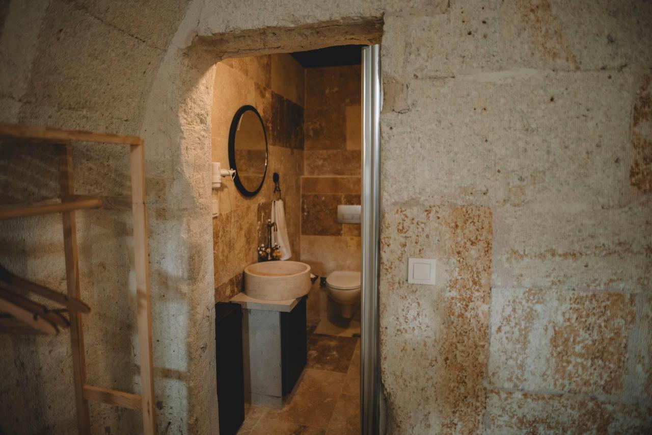 Daphne Cave Hotel 아바노스 외부 사진