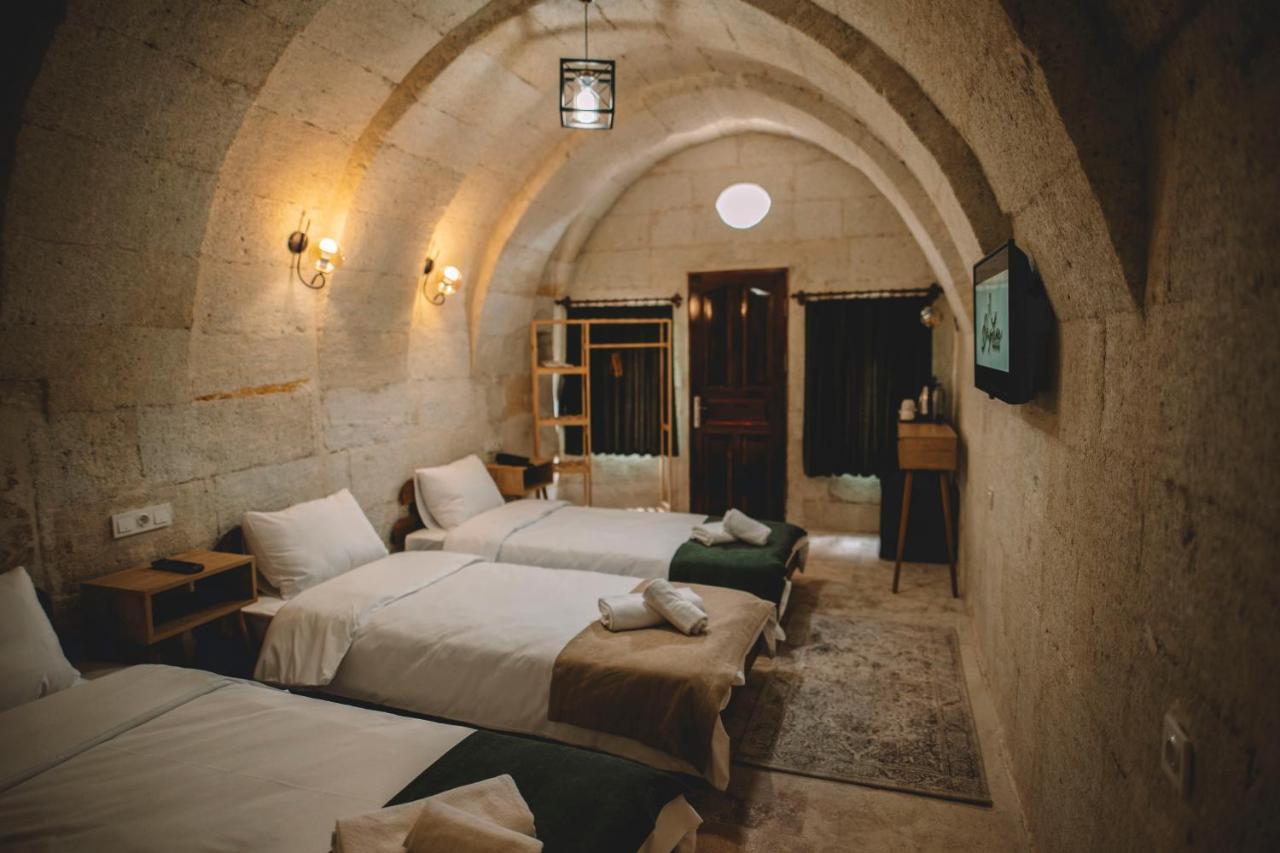 Daphne Cave Hotel 아바노스 외부 사진