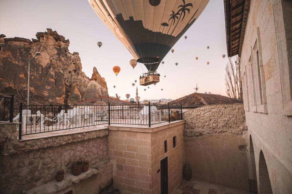 Daphne Cave Hotel 아바노스 외부 사진