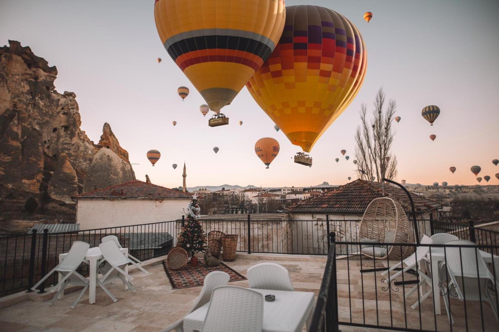 Daphne Cave Hotel 아바노스 외부 사진