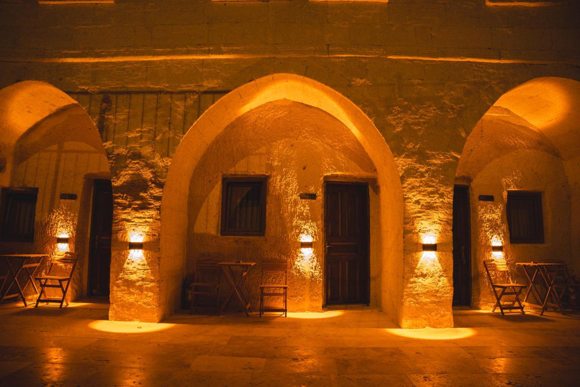 Daphne Cave Hotel 아바노스 외부 사진