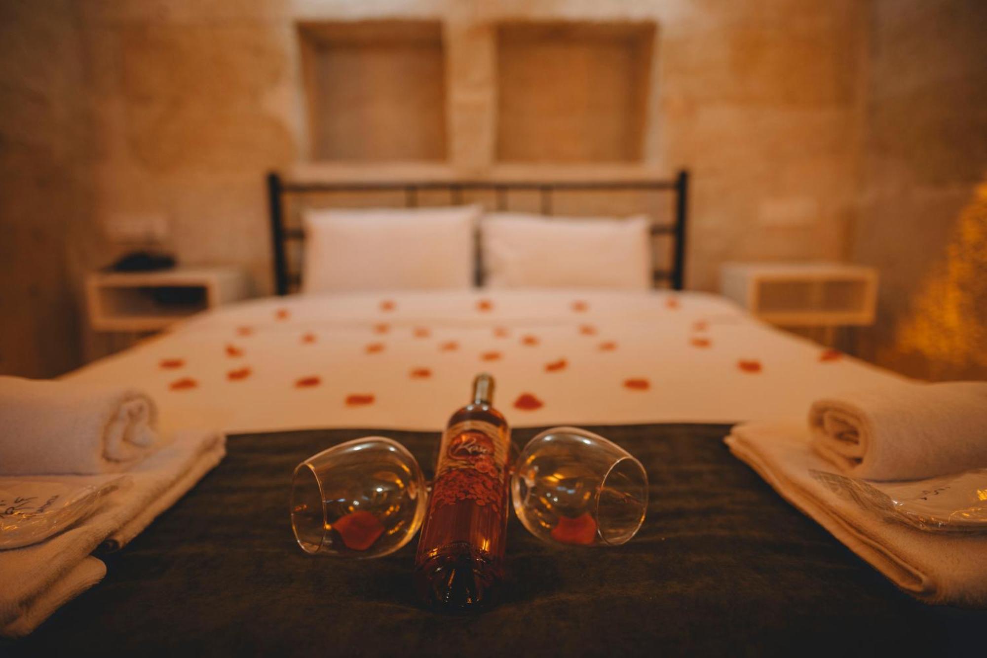 Daphne Cave Hotel 아바노스 외부 사진