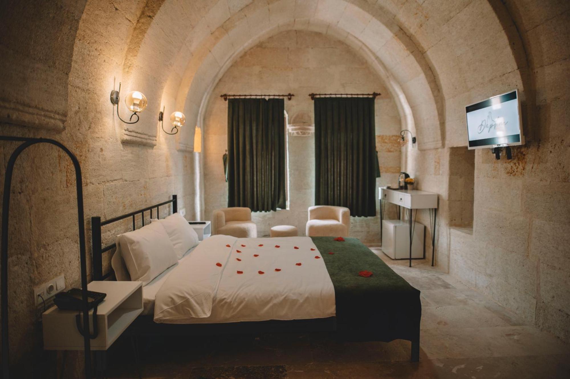 Daphne Cave Hotel 아바노스 외부 사진